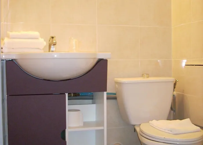 Otel Lune Etoile Clermont-Ferrand